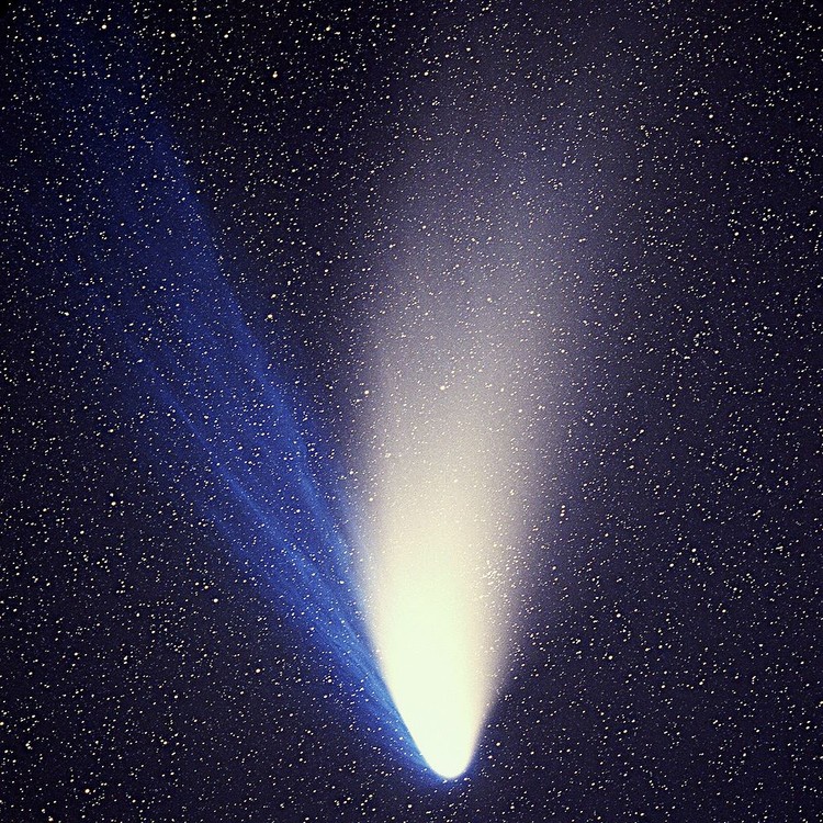 La comète Hale-Bopp - droits : E. Kolmhofer/H. Raab/Johannes Kepler Observatory